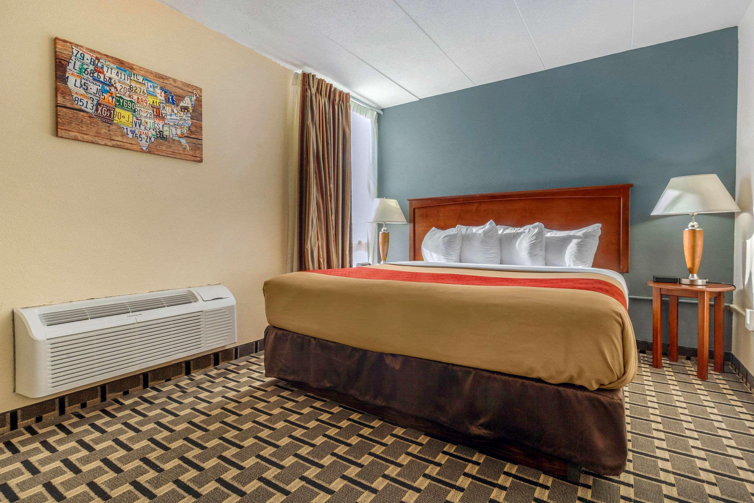 Econo Lodge Inn & Suites Brookings Eksteriør billede