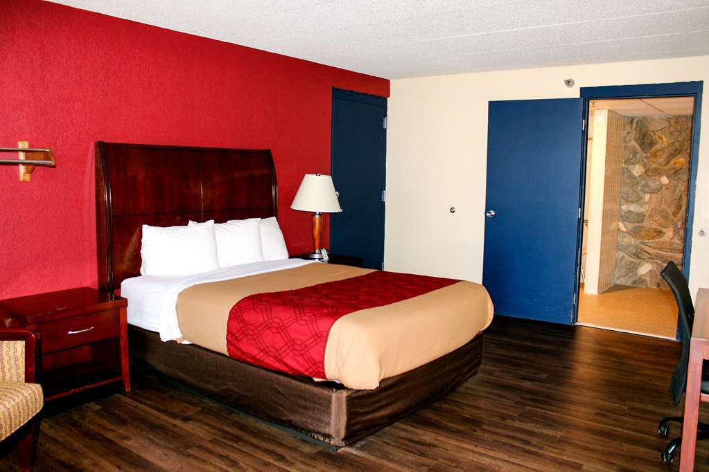 Econo Lodge Inn & Suites Brookings Værelse billede